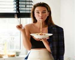 Alongside being an internet sensation, she is also a great cook and has also released her cookbooks for fans.
